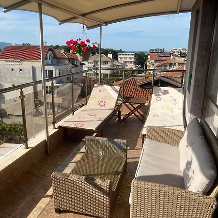 Hotel Lazur 2*