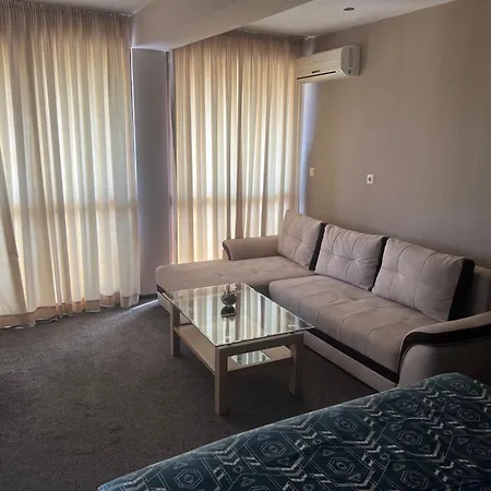 Hotel Lazur