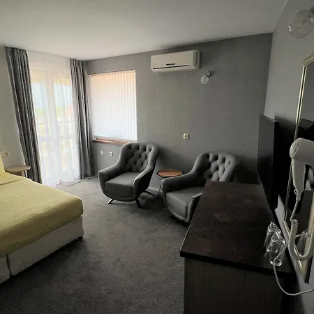 Lazur Hotel